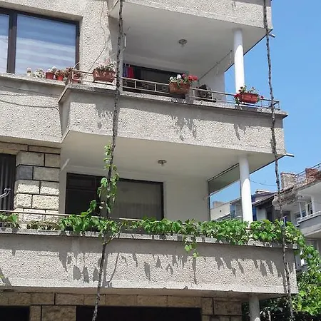 Tomovi Apartament Primorsko